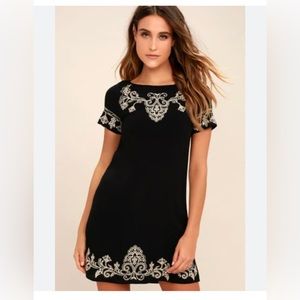 Lulu’s dress size S ~ short~ embroidery ~ black